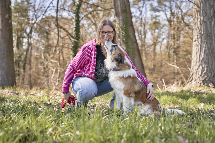 Jutta Dieks Rumba von der Hünenburg Elo® Zuchthündin bei den Niemandsländer von der Hünenburg-Lohn