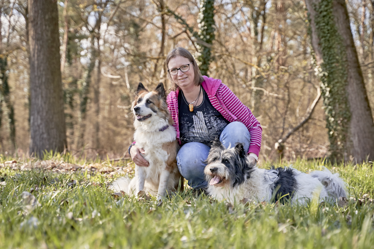 Rumba von der Hünenburg Elo® Jutta Dieks Timea von der Hünenburg Elo® Zuchthündin Niemandsländer