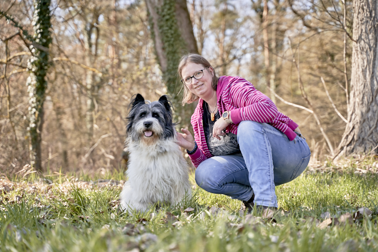 Jutta Dieks Timea von der Hünenburg Elo® Zuchthündin bei Niemandsländer